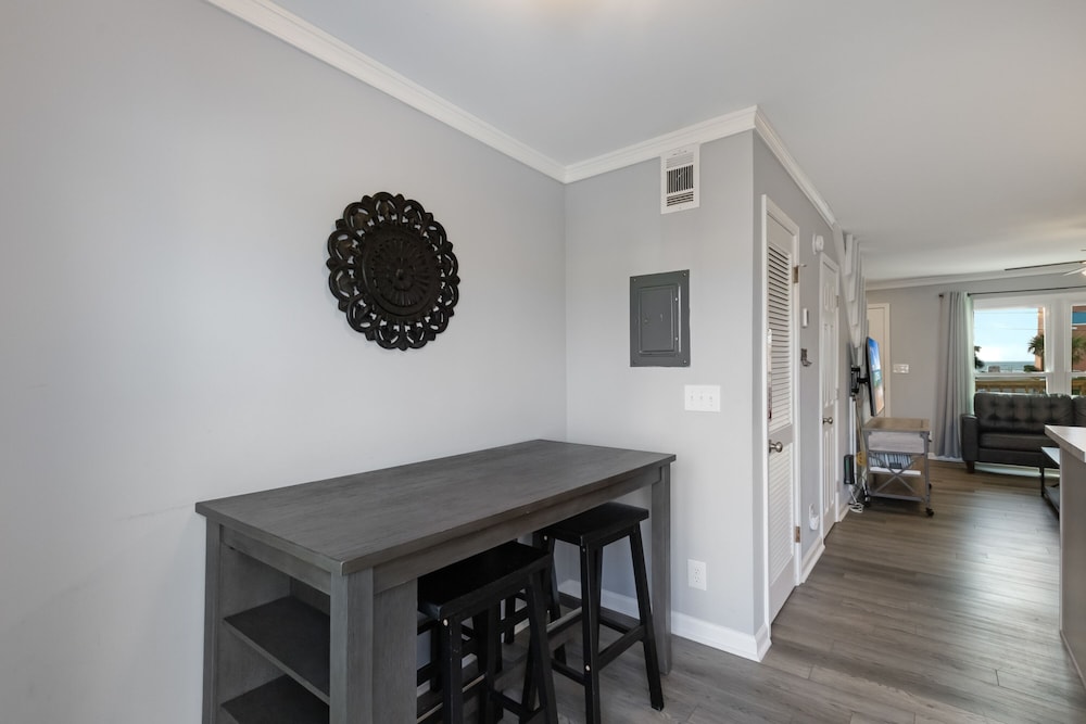Sand Dollar 5 Leisure Bay view 5