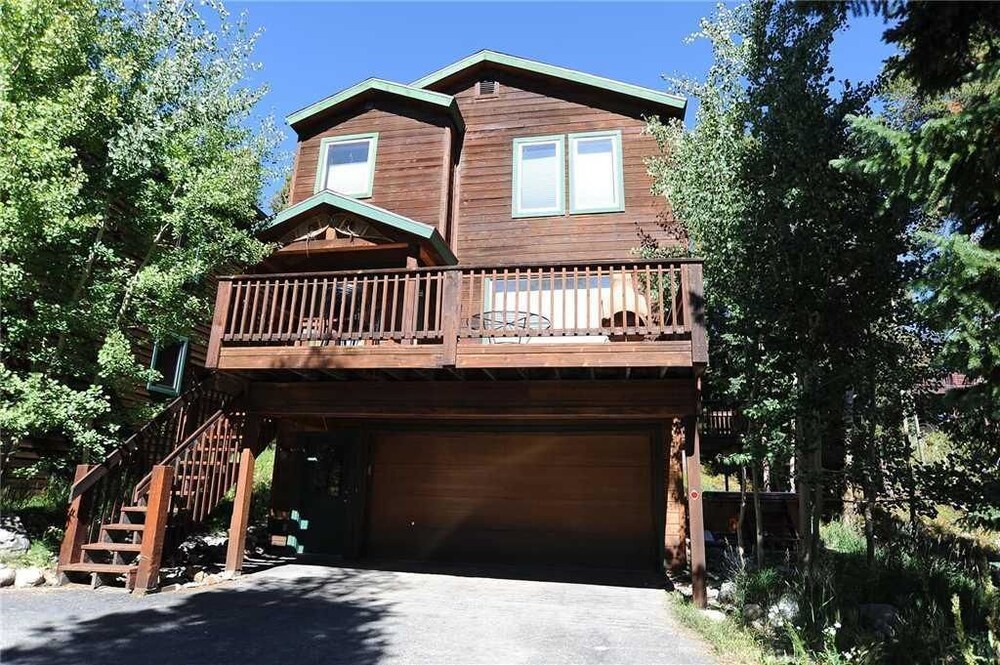 72 Clubhouse Rd Private Home with Hot Tub
