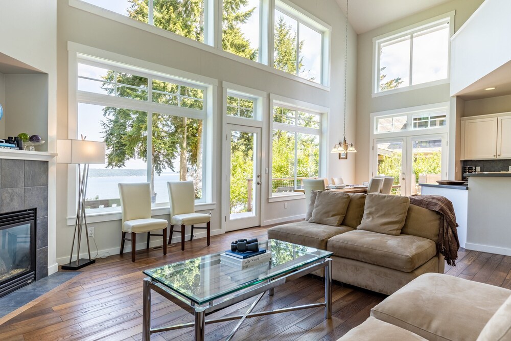 Langley by the Sea by Avantstay Panoramic Vistas view 2