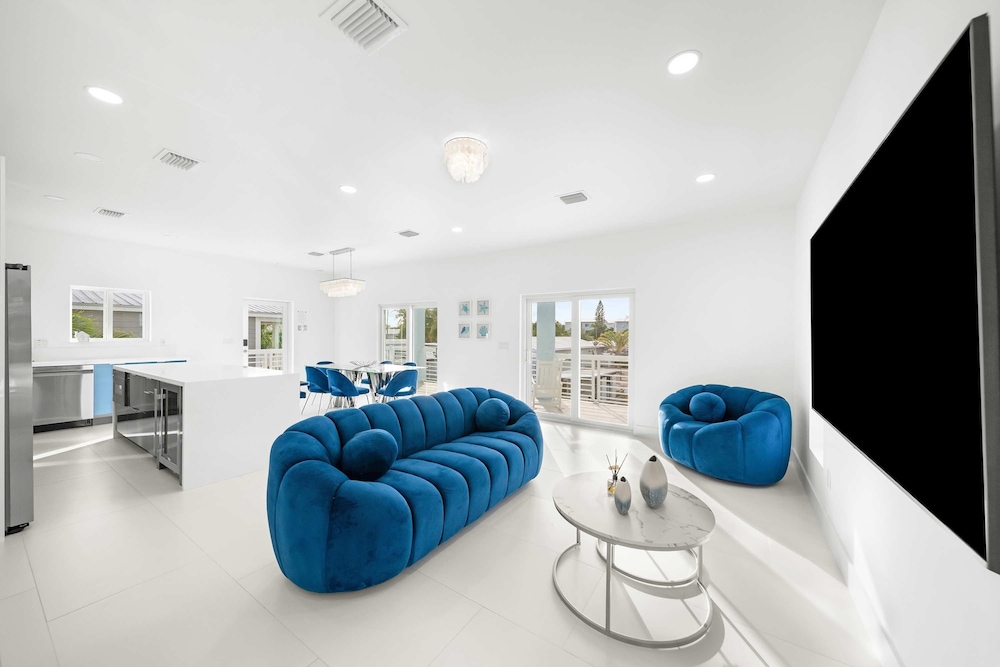 Azul Paradise - Waterfront - Heated Pool - Dock