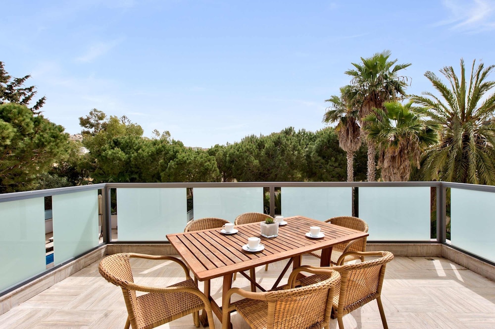 Villa Hibiscus 3 Bedroom Villa With Private Pool