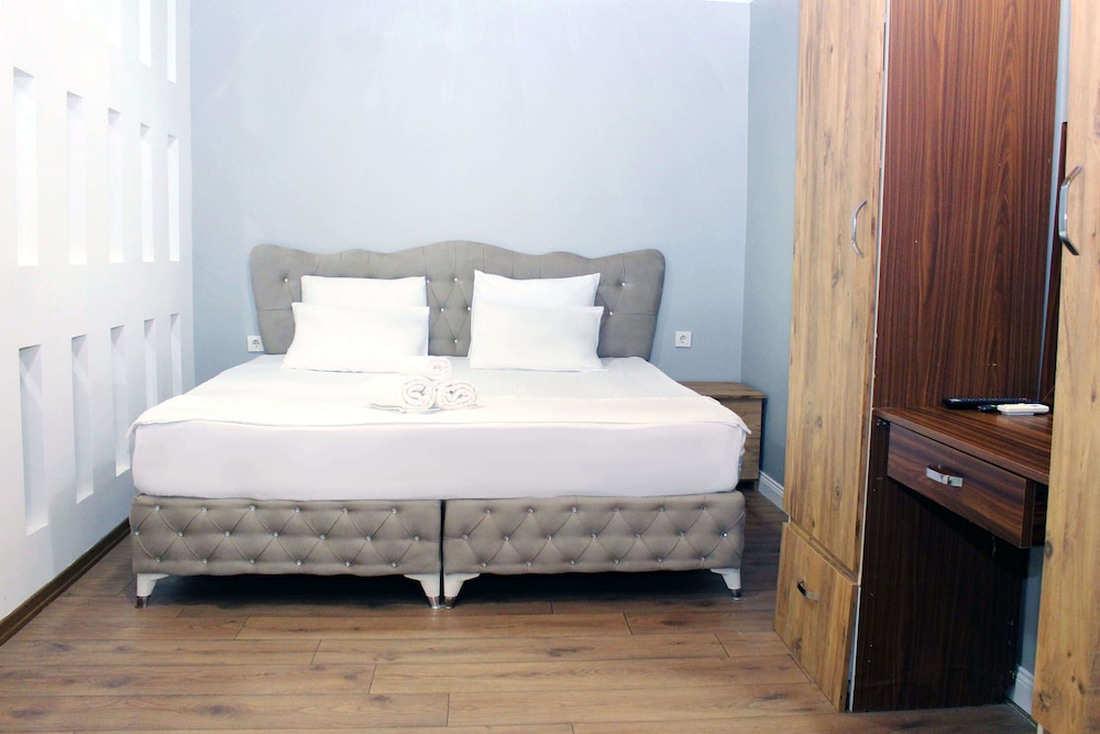 Big Life Otel - Image 103