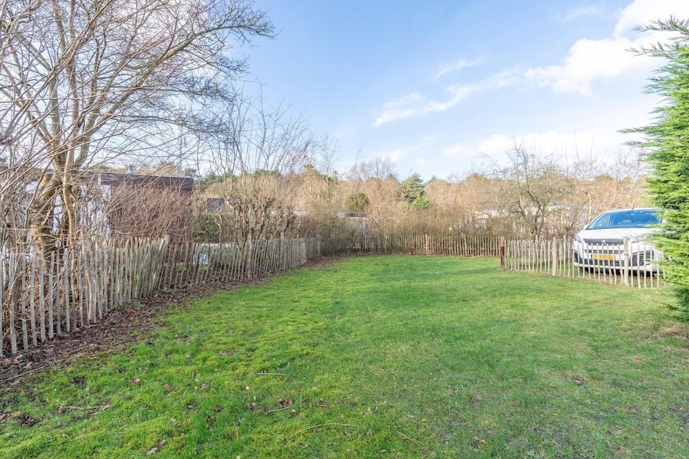 Tastefully Furnished Detached Bungalow for 5 People