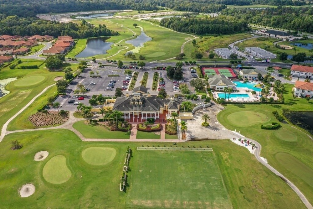 Luxury Villa W/ Private Pool, Golf Resort Amenities & Near Disney 5 Bedroom Villa