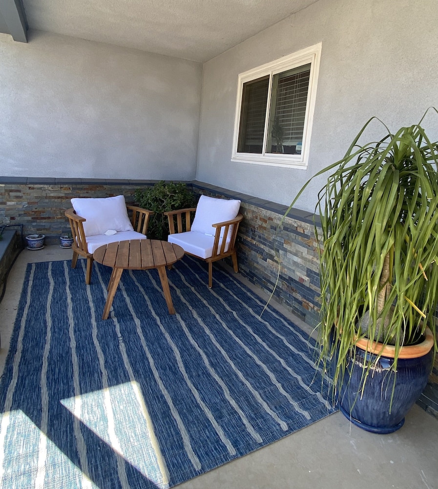 Uptown French Haven 3 Bedroom Residence