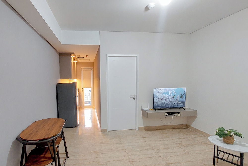 Tranquil Space 1Br Apartment At Podomoro City Deli Medan