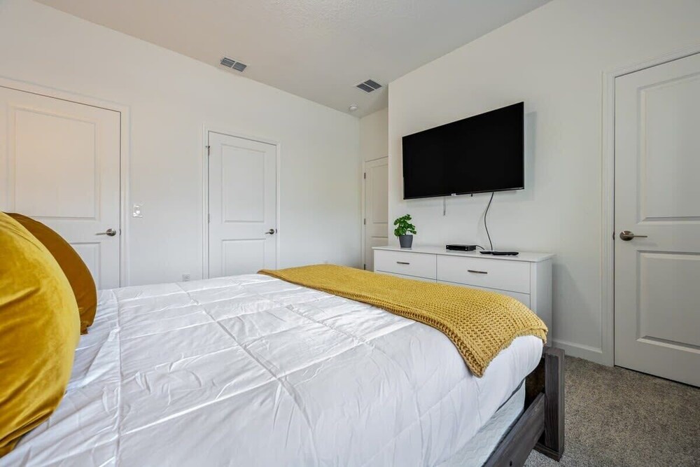 Fun Getaway With Themed Bedrooms