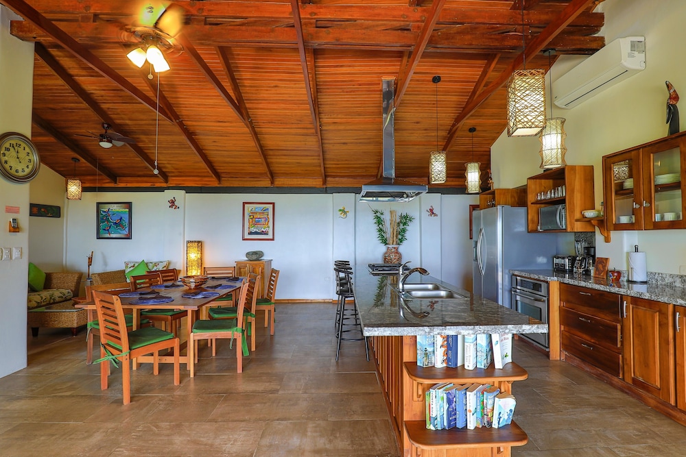 Alta Vista Villas Casas Vacacionales