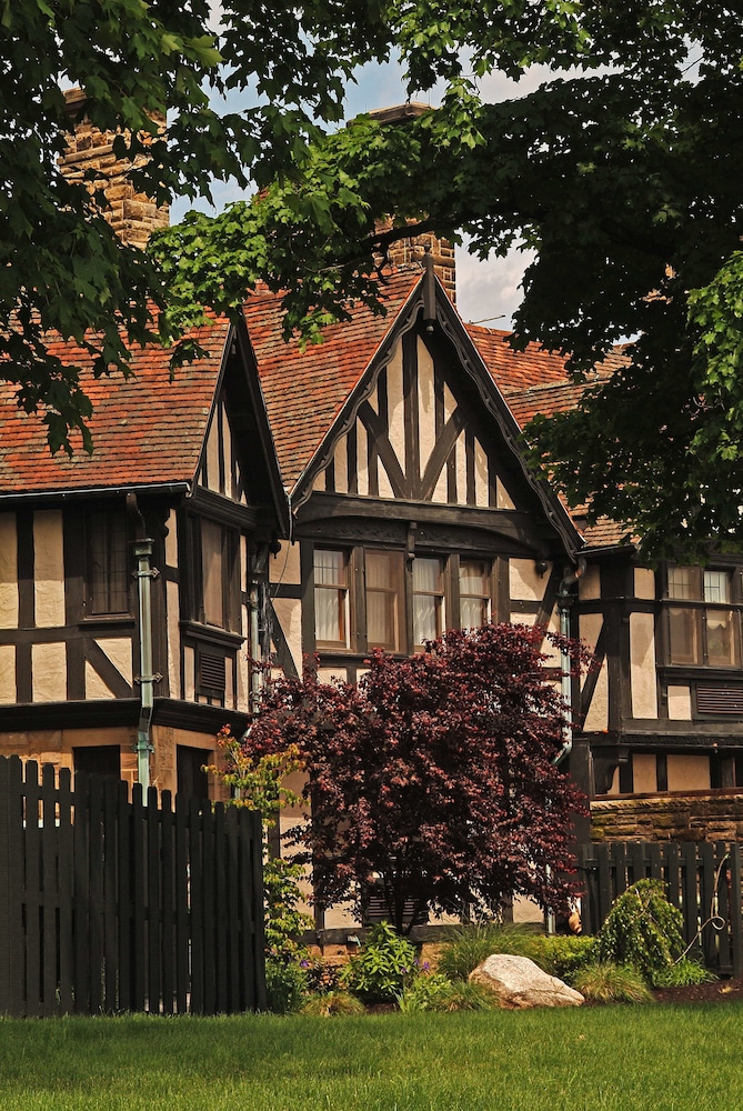 Punderson Manor Lodge and Conference Center