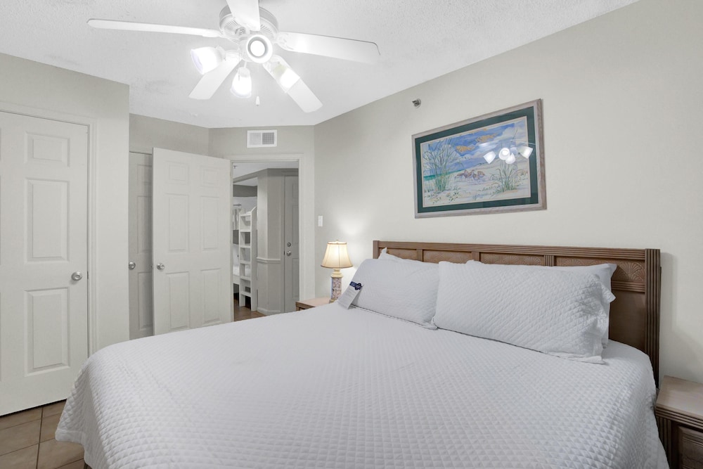 Tradewinds 903