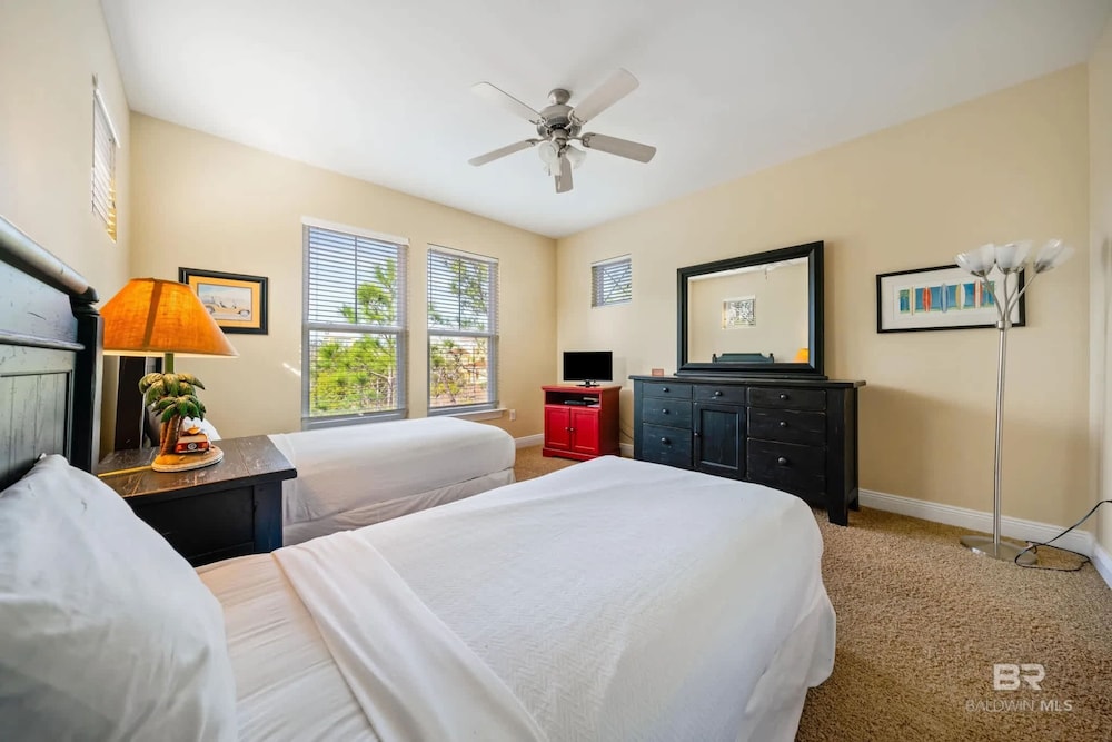 Stay at SEA Salt - Fort Morgan s Best