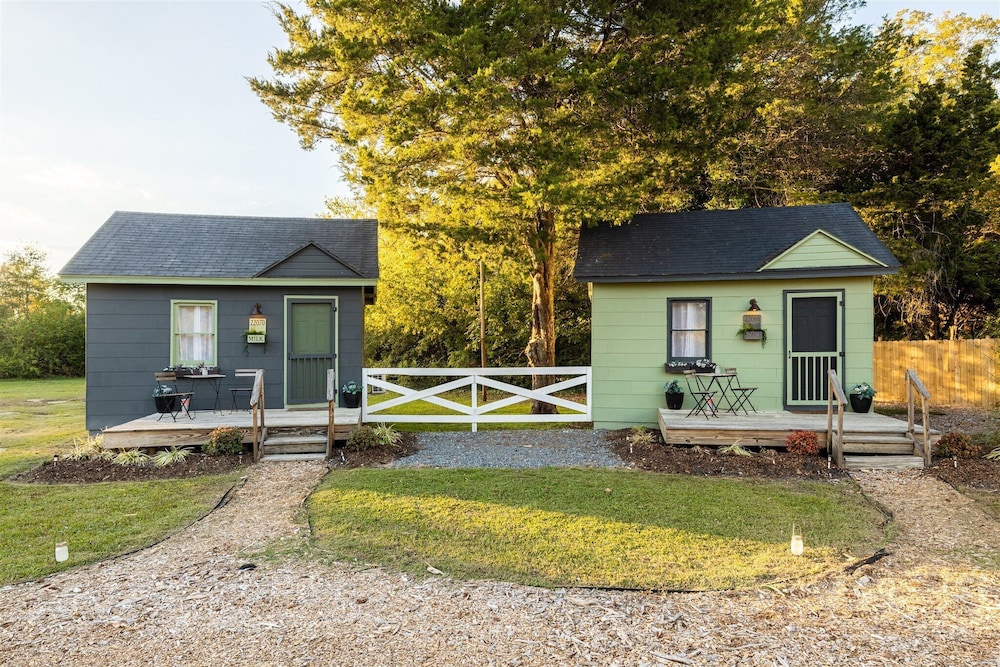 Cape Charles Tiny Livin