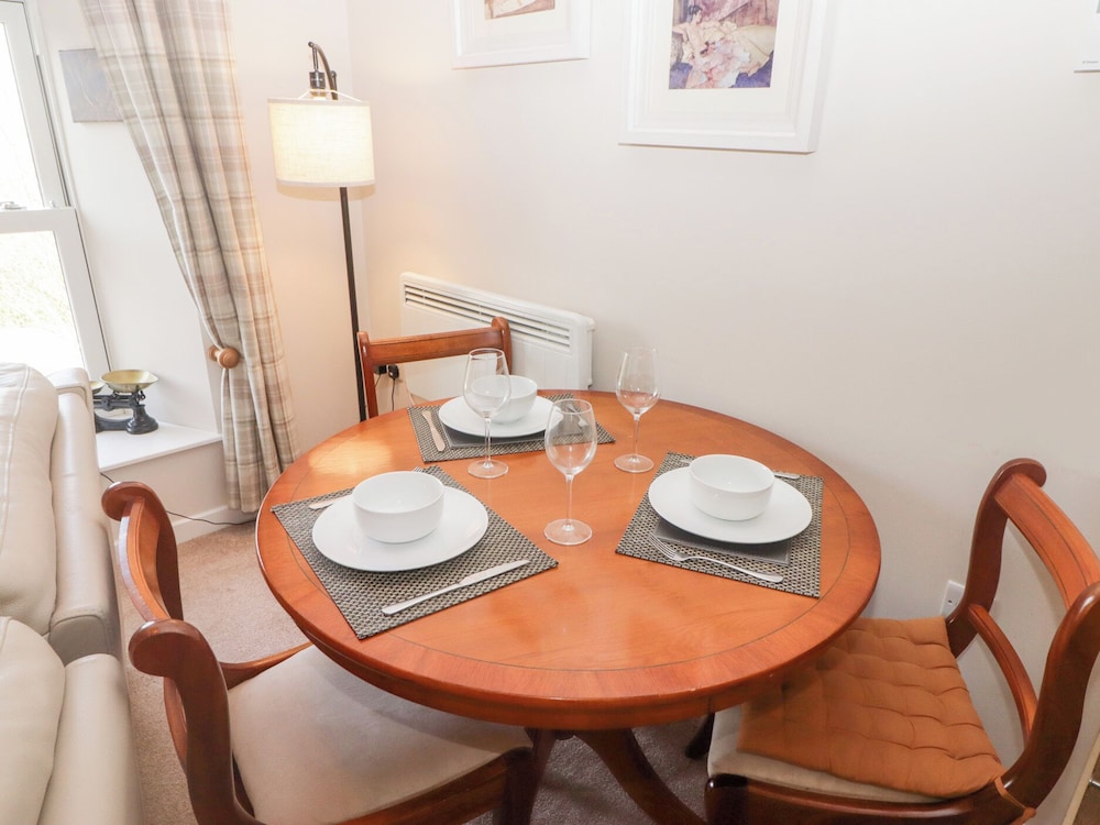 Daffodil Apartment
