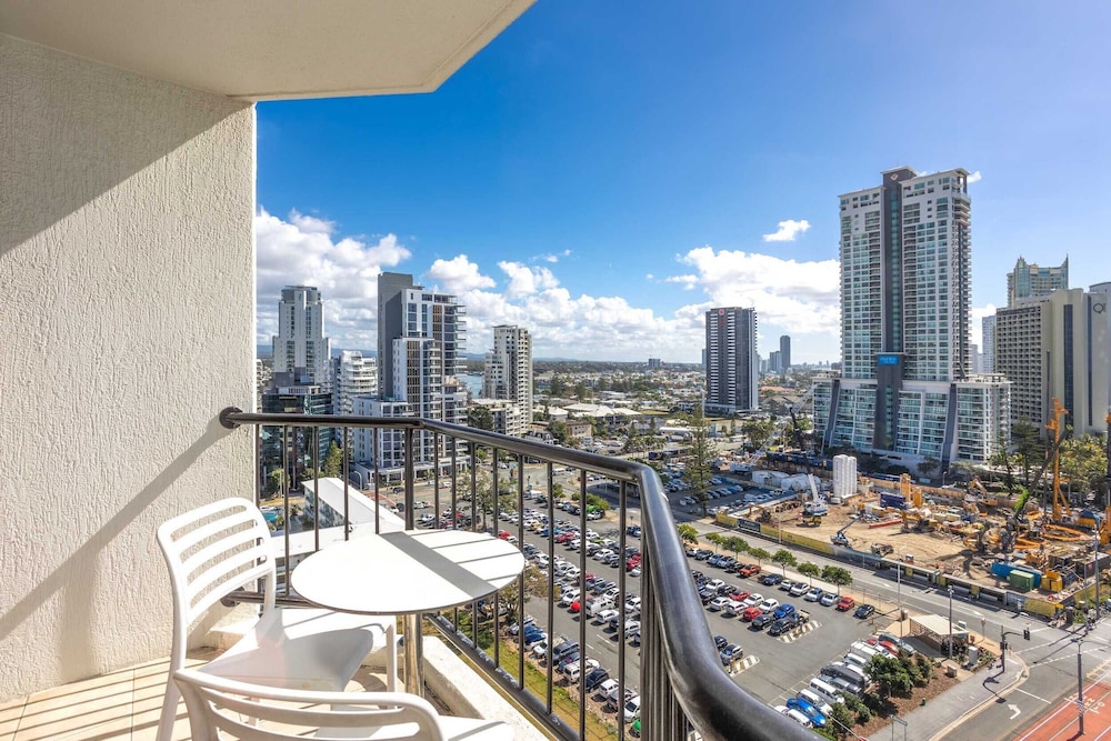 Surfers Paradise Vacations - Ocean View Surfers Paradise Studio Suite - Property Image 15