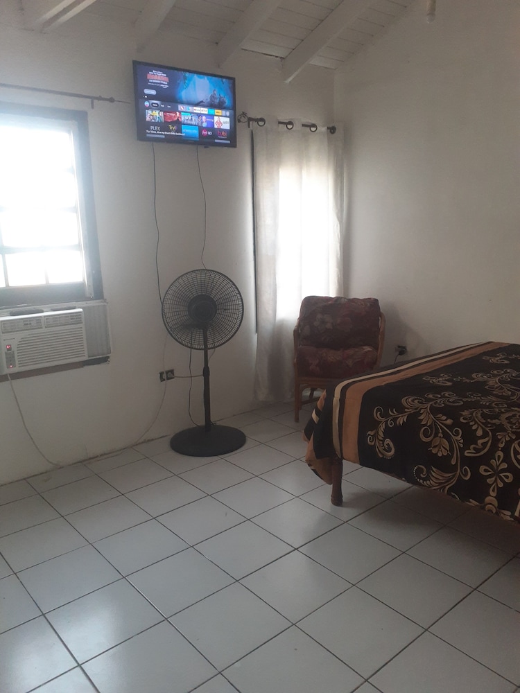Calinago Friendly Family Sxm Home view 4