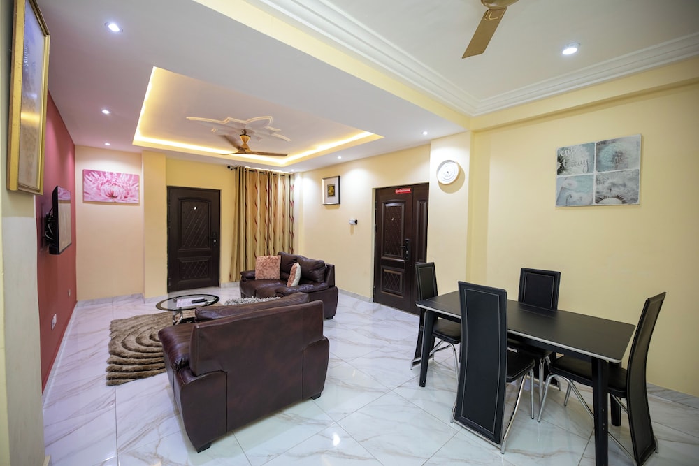 Executive Two Bedroom Furnished Apartment