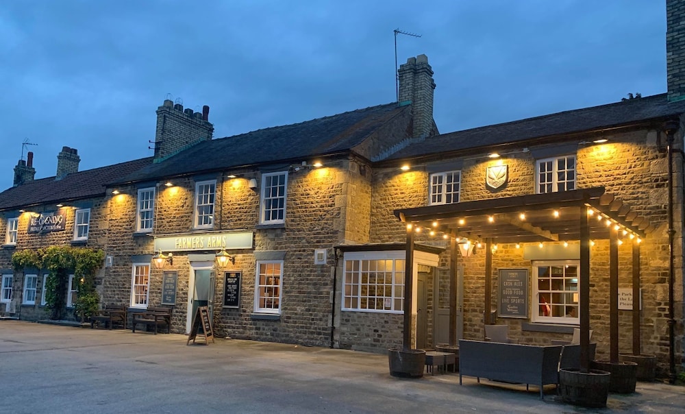 The Farmers Arms