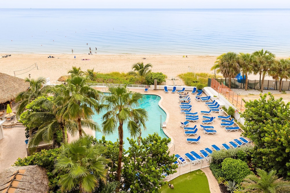 Beachfront Escape Pool Stunning Beach Views