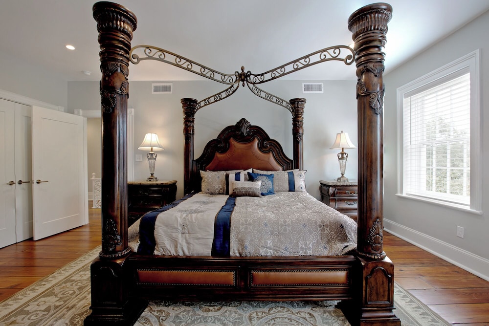 Sophisticated Historic Remodeled 9 BR
