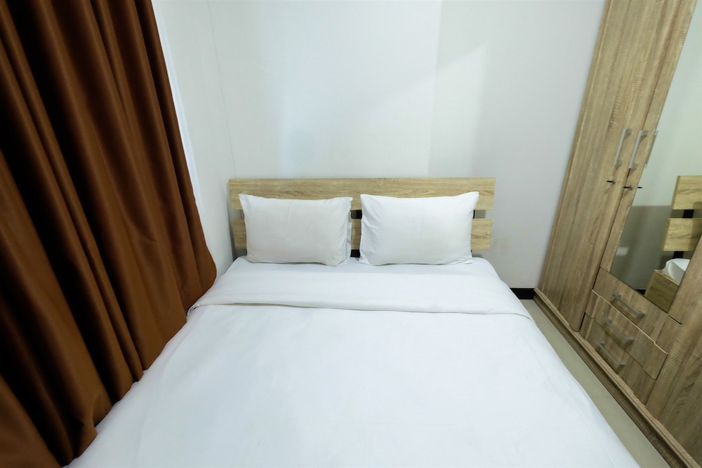 1BR Sky Terrace Lagoon Condo Apartment near Daan Mogot Mall view 3