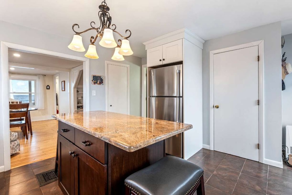 Oceanfront Front Porch Back Deck Kitchen