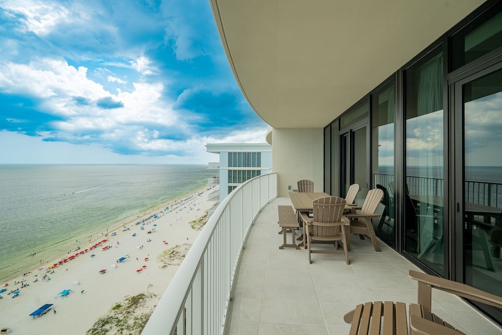 Phoenix Gulf Shores Ii 1902 3 Bedroom Condo