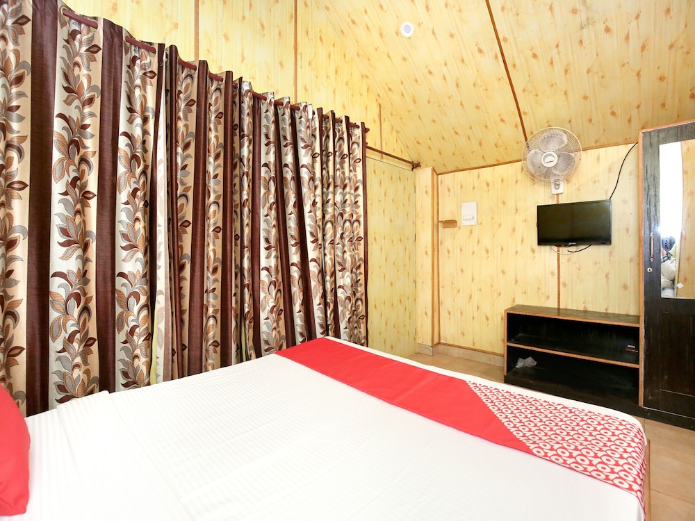 OYO 12223 Home Exotic Hill View Kasauli