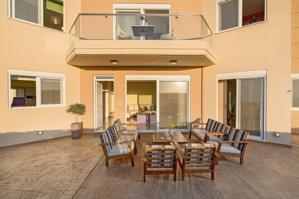 Villa Ariella