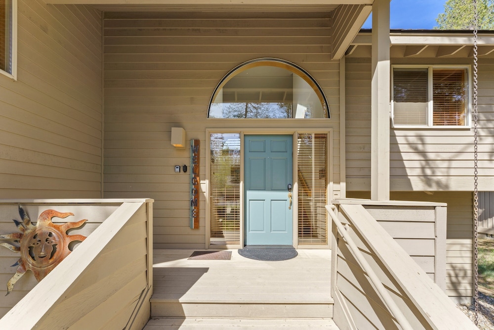 7 Vine Maple 4 Bedroom Home