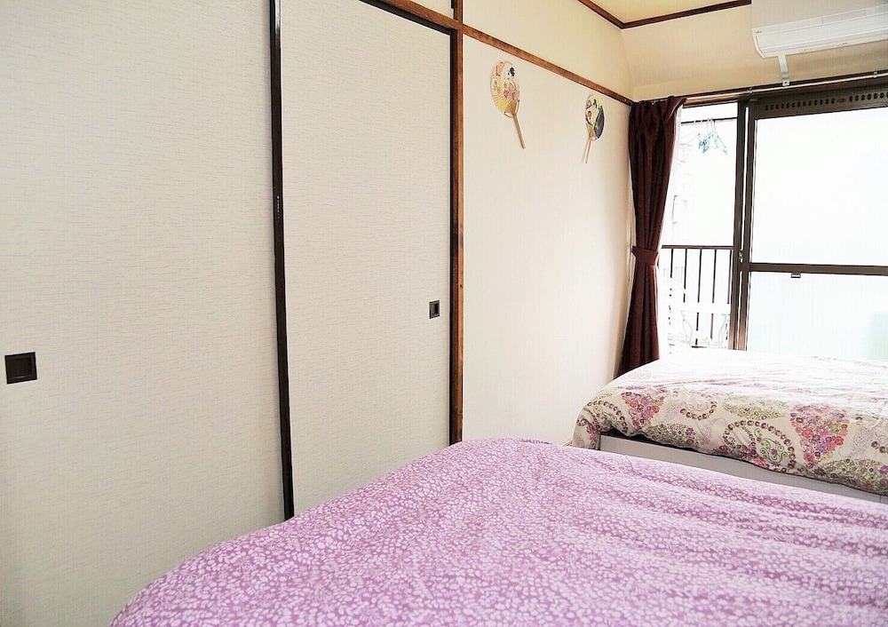 Otsuka Station Apartment Hotel