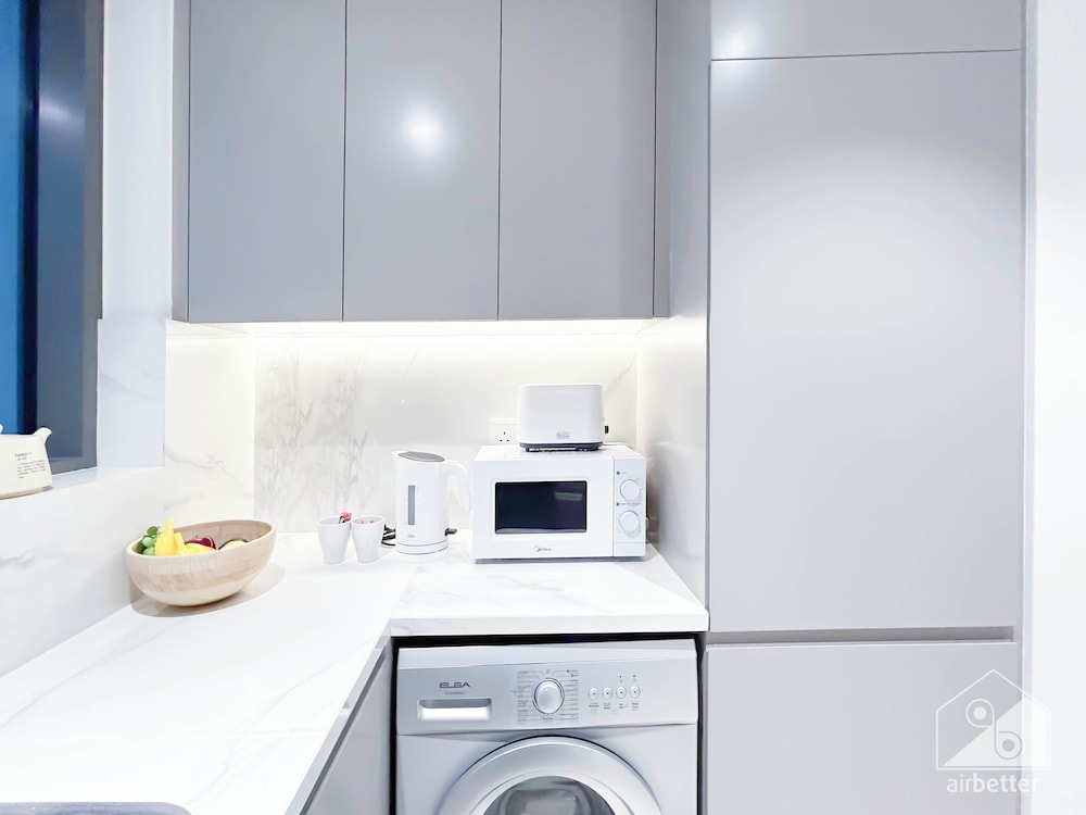 Gorgeous 1B Apt With Balcony in Azizi Fawad
