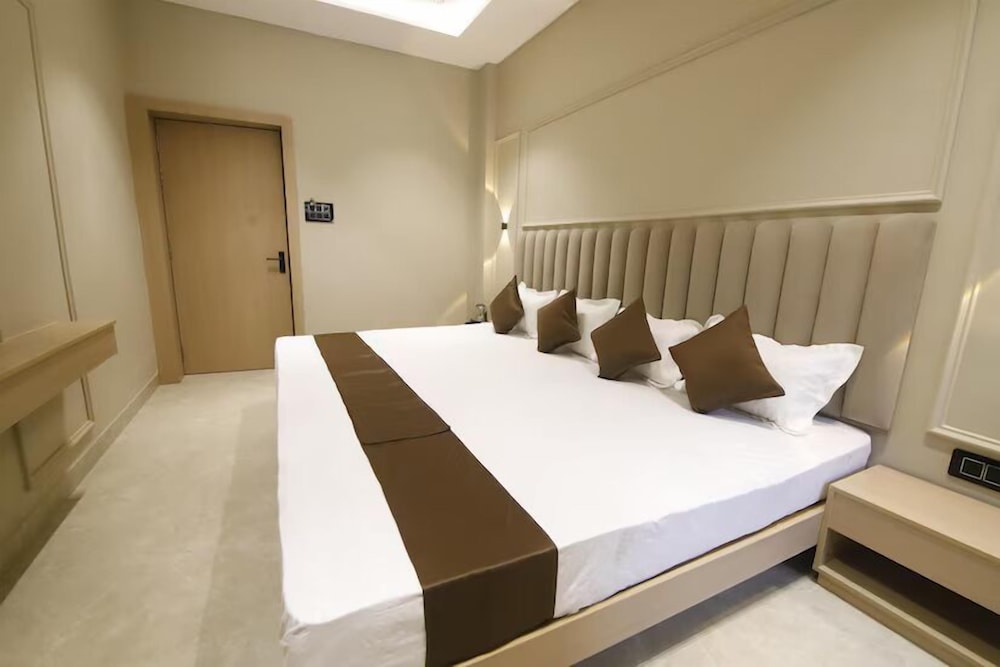 Hotel Maheshwari Inn