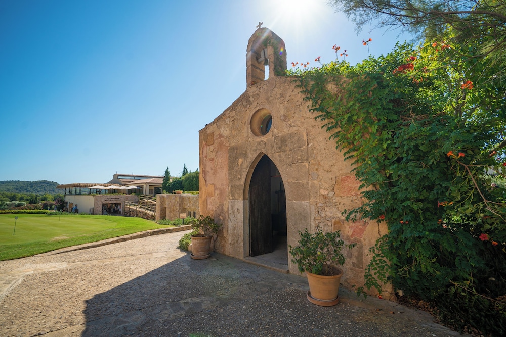 Hotel Pula Golf Resort - Image 1