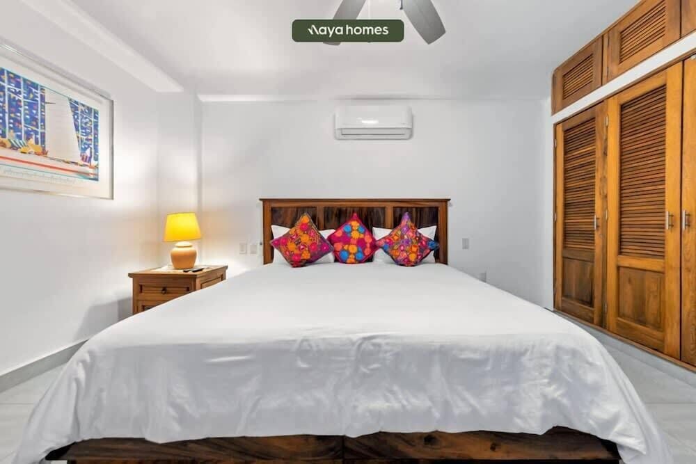 Ocean View 2Br Condo-balcony-beach-pool - 603