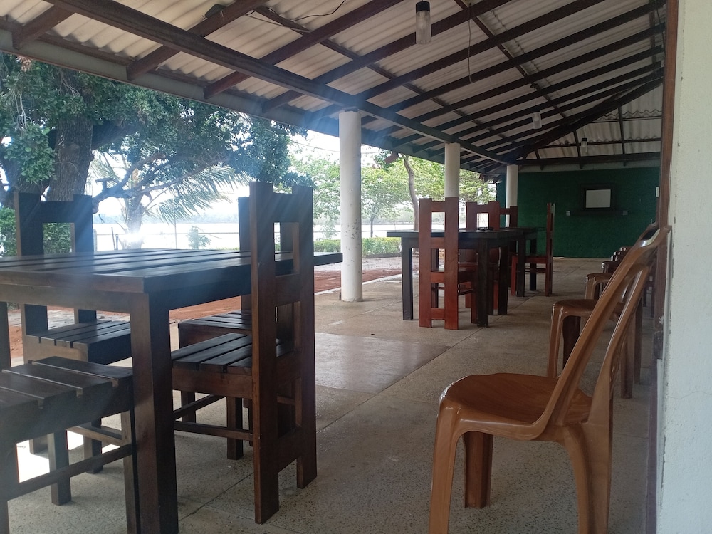 Yala Treetop Lake