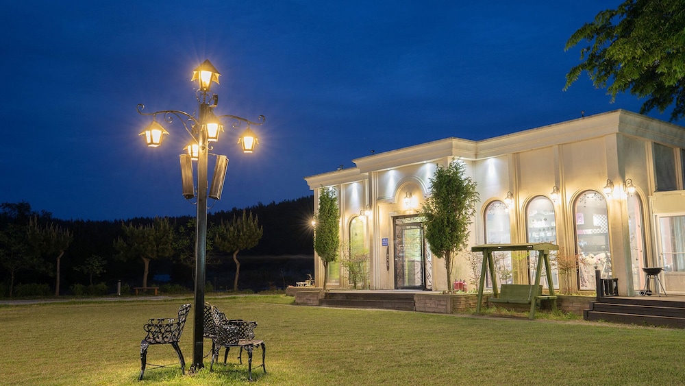 Star Palace