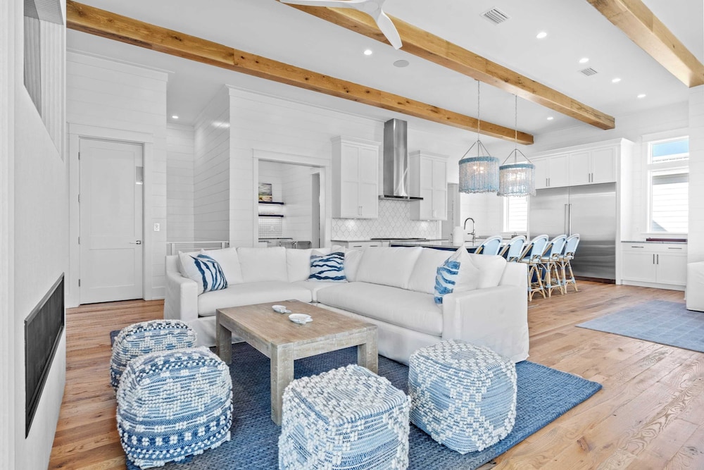30A Beach Getaway by Avantstay Gulf Views + Pool Golf Cart + Bonfires