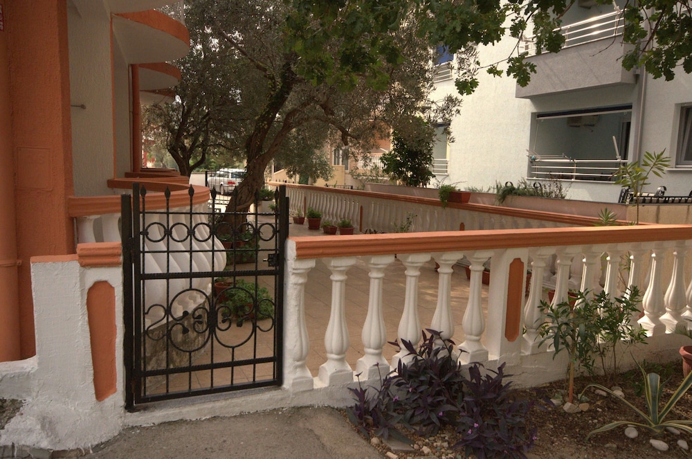 Photo 49