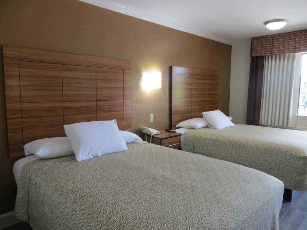 Palace Inn Wayside