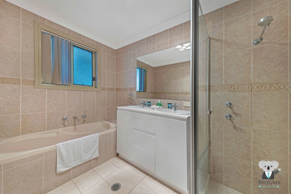 Kozyguru | Penrith | Cosy 4 Bed Holiday House