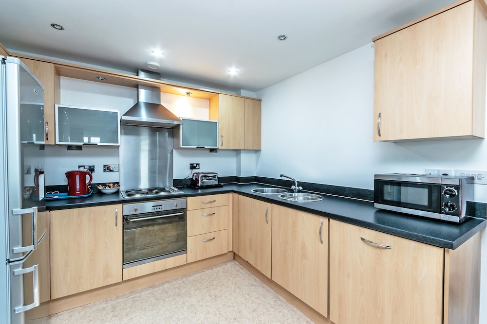 Racecourse Serviced Apartments