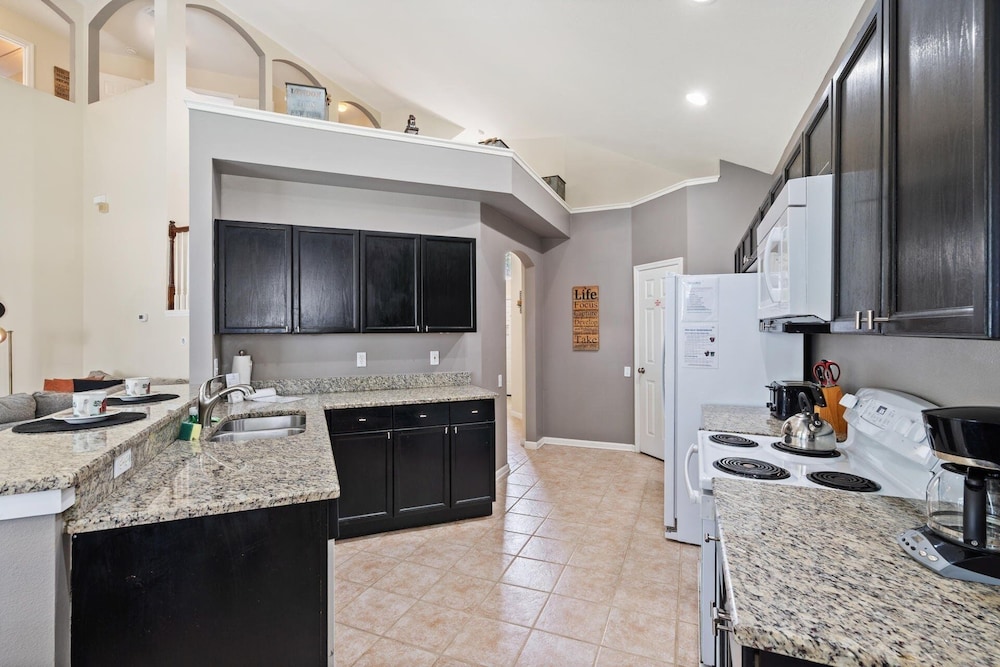 Windsor Palms Resort 5 Bedroom Home with Game Room 5 Home