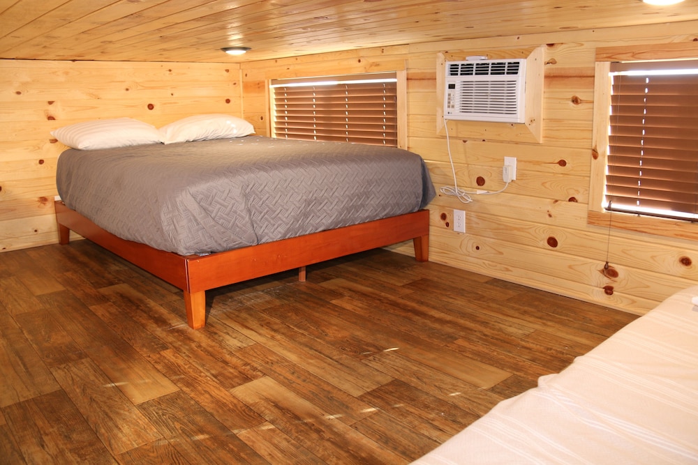 Holbrook Vacations - Holbrook KOA - Property Image 2