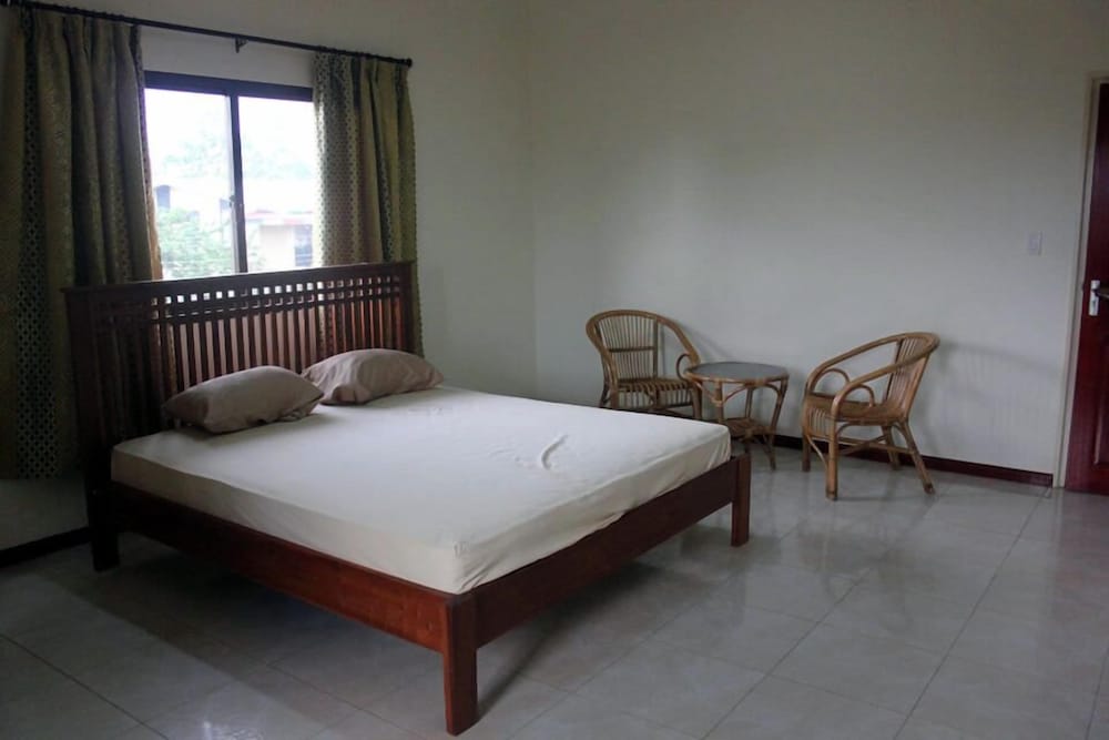Arcton Apartments