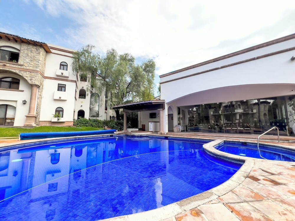 Prime Location w Amenities in San Miguel