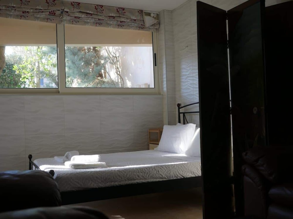 Cassiopeia 5 BR Villa on beach with pool