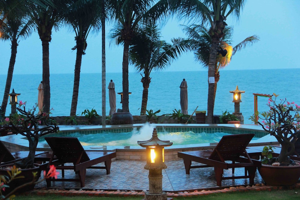 Novela Muine Resort & Spa