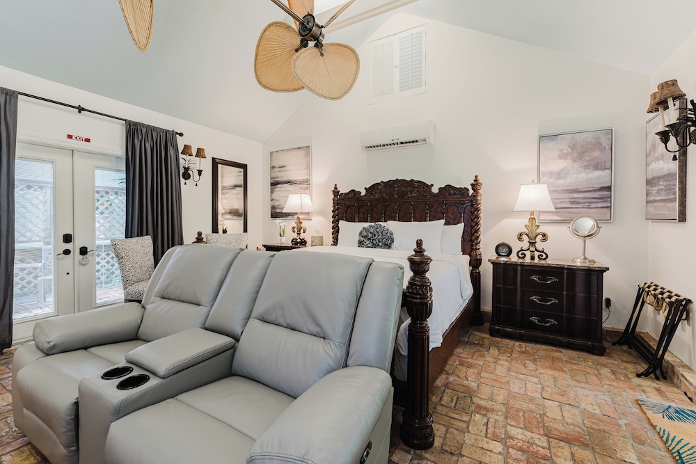 Guest House Suite