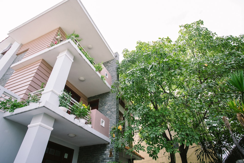 MH Villa