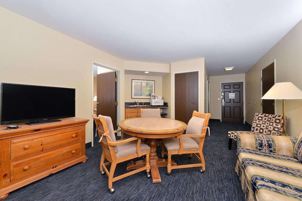 Haven Hotel